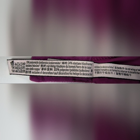 Victoria's Secret Fuschia Colored T-shirt Lightly Lined Wireless Bra, 32C - Picture 7 of 9